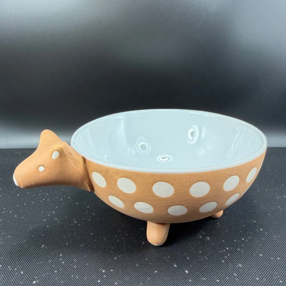 Crate & Barrel Aveza Guacamole Bowl Terracotta Polka Dot Animal Footed Dish Bowl